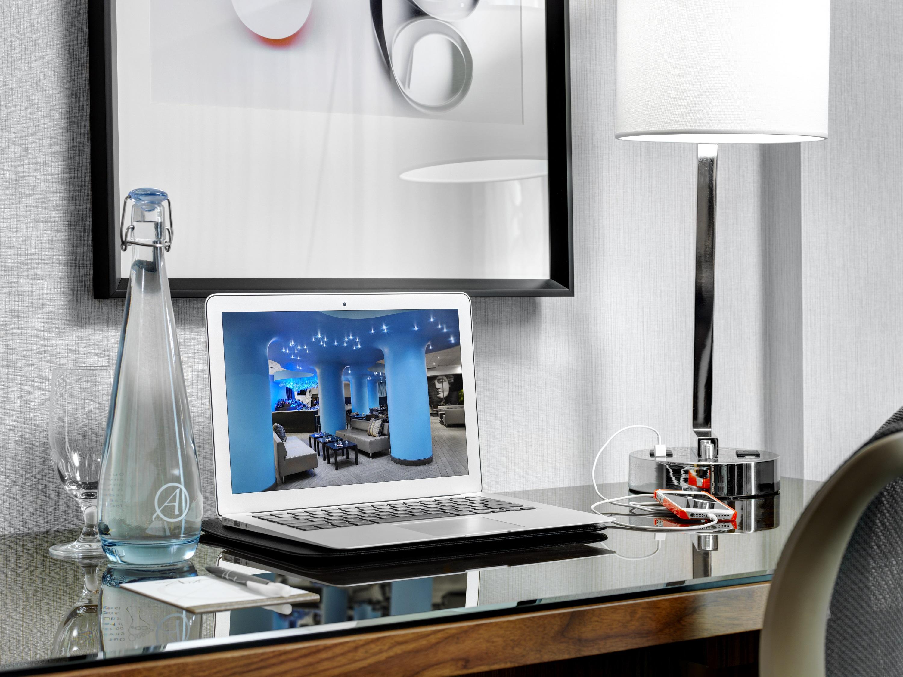 Hotel Arts YYC Dış mekan fotoğraf
