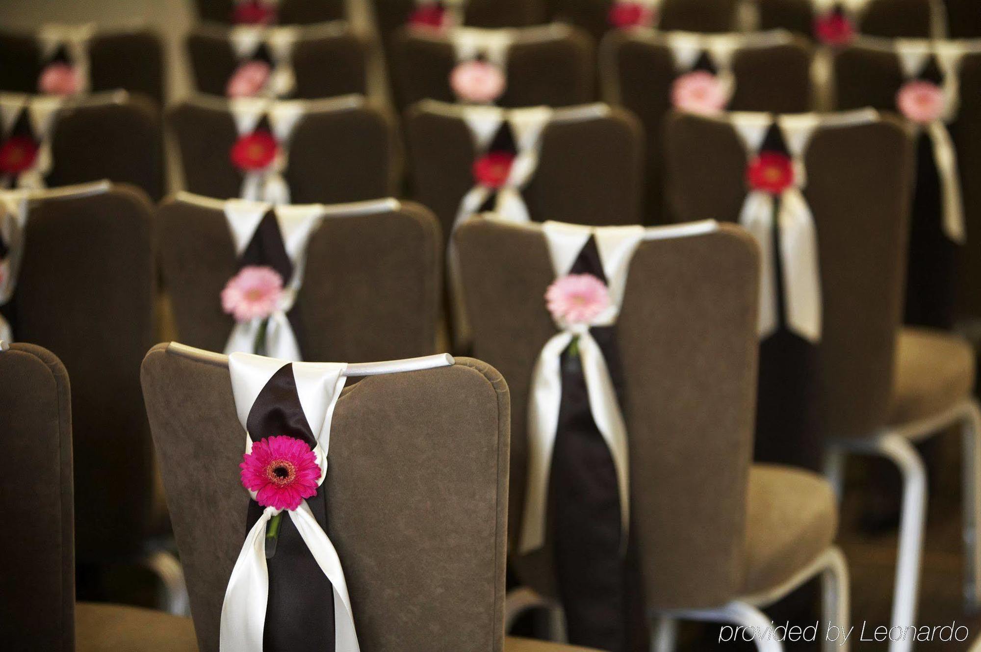 Hotel Arts YYC Dış mekan fotoğraf